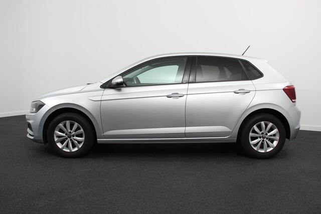 Volkswagen POLO 1.0 TSI 110 pk DSG Highline Panorama dak Navigatie Apple Carplay/Android Auto Wireless Adaptive Cruise Control Parkeersensoren Stoelverwarming Climatronic Getinte ramen