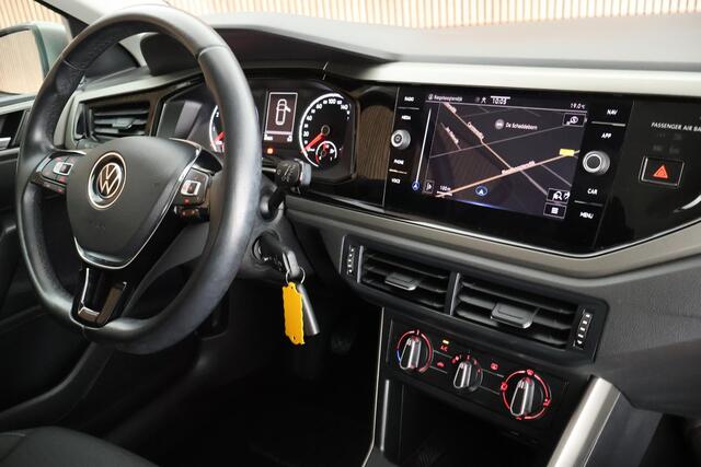 Volkswagen POLO 1.0 TSI 95pk Comfortline Parkeersensoren Navigatie ACC