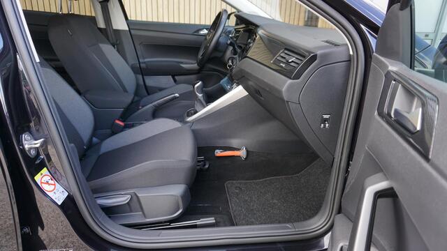 Volkswagen POLO 1.0 TSI 95pk 5Drs Life LED A-Camera AFN.Trekhaak Virtual Cockpit Adaptive Cruise Navi & App-Connect *NL auto* 90095m!