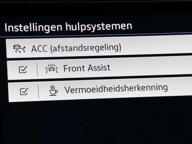 Volkswagen POLO 1.0 TSI 95pk Highline · Apple/Android Car Play · Navigatie · Clima · 16"Velgen · Sportstoelen · Draadloze Telefoonlader ·