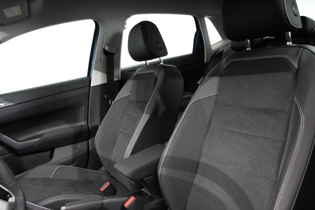 Volkswagen POLO 1.0 TSI DSG Style Navigatie Climate Control Adaptieve Cruise Control Camera Lane Assist LED Matrix DAB Parkeer sensoren Apple Carplay/ Android Auto