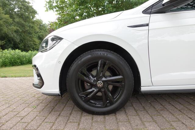 Volkswagen POLO 1.0 TSI R-Line Business | I.Q. Light | Camera | PDC | CarPlay |