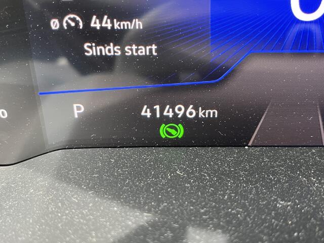 Volkswagen POLO 1.0 TSI Life / AUTOMAAT/ PARKEER SENSOREN V+A/ LED/ APP-CONNECT/ ADAPTIVE CRUISE/ DIGITAL DASH/ NAVI/ DAB/ AIRCO/ 16'' LMV