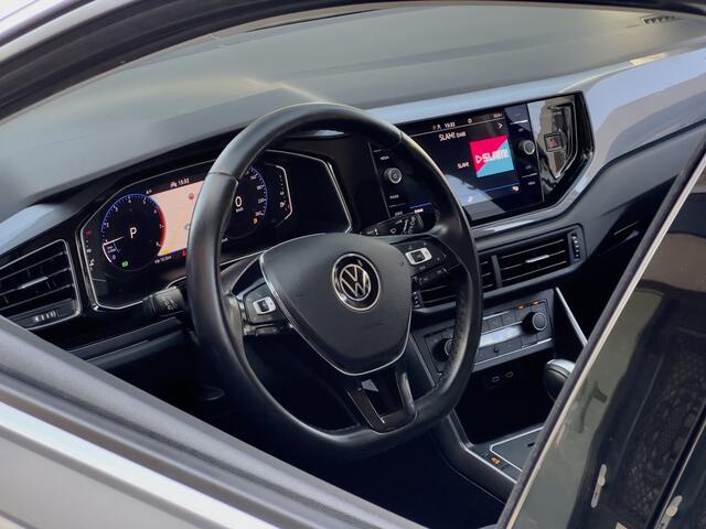 Volkswagen POLO 1.0 TSI AUT7 R-LINE HIGHLINE NAVI DIGI-DASH APPLE-CARPLAY LED LMV PDC