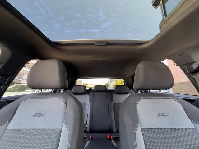 Volkswagen POLO 1.5 TSI AUT7150PK 3X R-LINE PANODAK NAVI CAMERA DIGI-DASH APPLE-CARPLAY LED LMV PDC