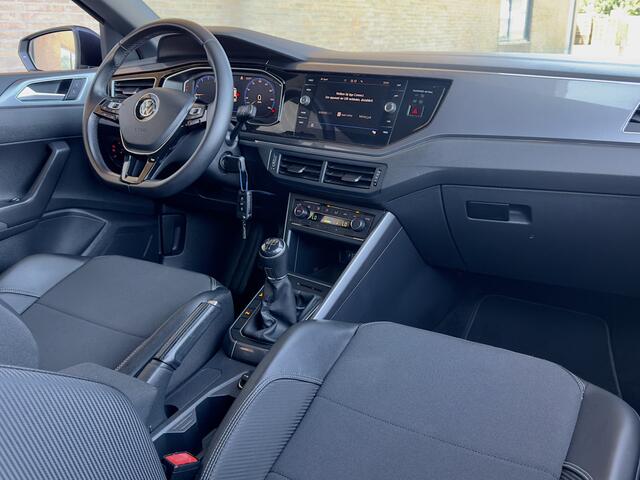 Volkswagen POLO 1.0 TSI R-LINE HIGHLINE LEDER NAVI DIGI-DASH APPLE-CARPLAY LED LMV PDC