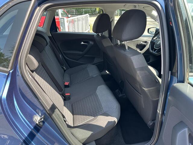 Volkswagen POLO 1.2 TSI 5drs Comfortline 4500KM!!|Uniek!|1eEig|Cruise|Parkpilot|Stoelverwarming