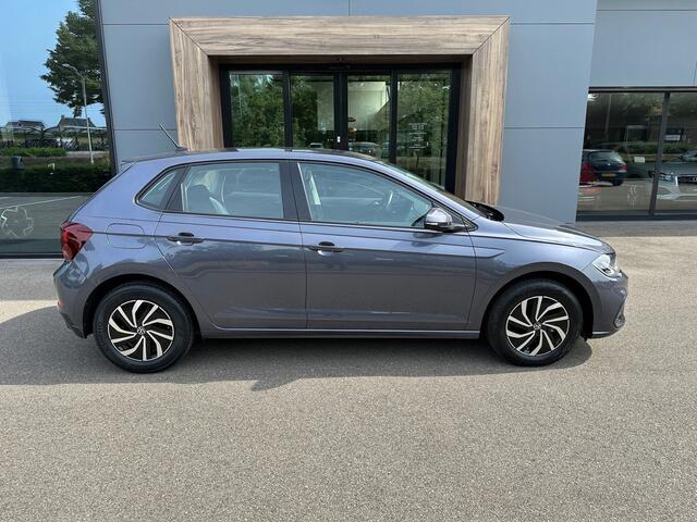 Volkswagen POLO 1.0 TSI Life 95pk | Carplay | Navi | Parkeersensoren | Lichtmetalen velgen | Rijklaar incl. garantie