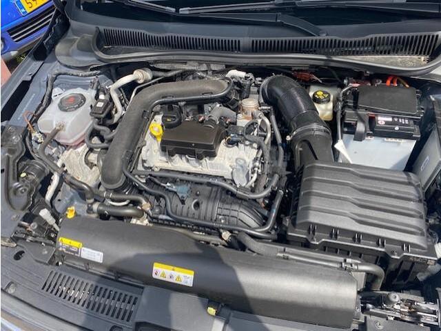 Volkswagen POLO 1.0 TSI R-Line