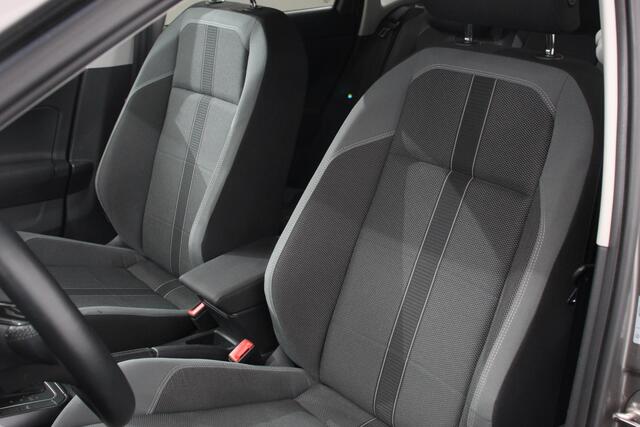 Volkswagen POLO 1.0 TSI 110pk DSG Highline Navigatie Apple Carplay/Android Auto Parkeersensoren Adaptieve Cruise Control Stoelverwarming Getinte ramen Climatronic