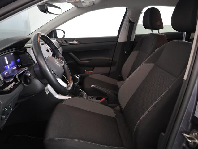 Volkswagen POLO 1.0 TSI Style 95 pk | Navigatie | Parkeersensoren | Achteruitrijcamera | Matrix LED koplampen | Adaptieve cruise control | Stoelverwarming | Keyless |
