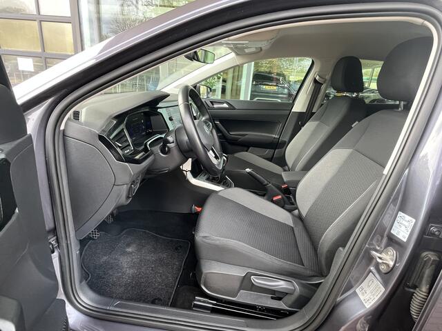 Volkswagen POLO 1.0 TSI 95pk Life / Navigatie / Airco / Parkeersensoren V+A / Getint Glas / 15'' LMV