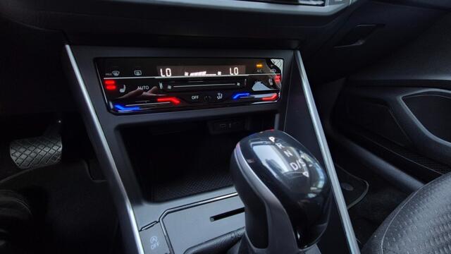 Volkswagen POLO 1.0i TSI R line DSG 95PK AIRCO NAVI PDC VIRTUAL ACC APP STOELVERWARMING