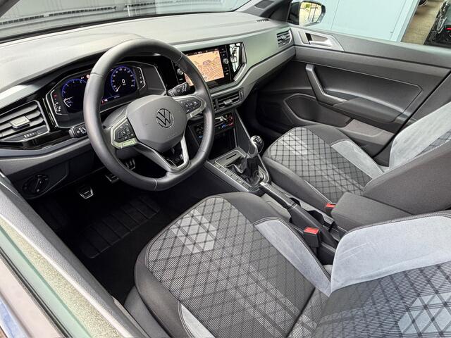 Volkswagen POLO 1.0 TSI R-Line | IQ light | Carplay | Camera | Climate | Stoelverwarming | Rijklaar incl. garantie