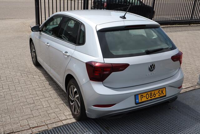 Volkswagen POLO 1.0 TSI Life Nederlandse auto! Digitale teller/Apple carplay/Adaptive cruise control/Airco/Bluetooth/Elektrische ramen