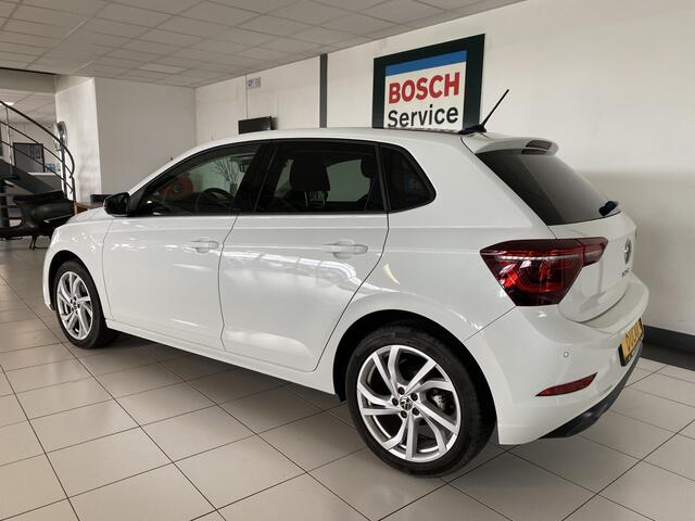 Volkswagen POLO 1.0 TSI style DSG 5 Drs 81kw / 110 PK Carplay /IQ Light /Stoelverwarming / Navigatie / Cruise controle