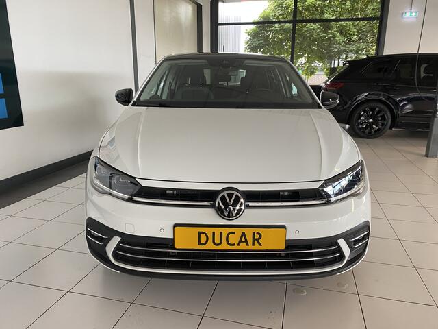 Volkswagen POLO 1.0 TSI style DSG 5 Drs 81kw / 110 PK Carplay /IQ Light /Stoelverwarming / Navigatie / Cruise controle