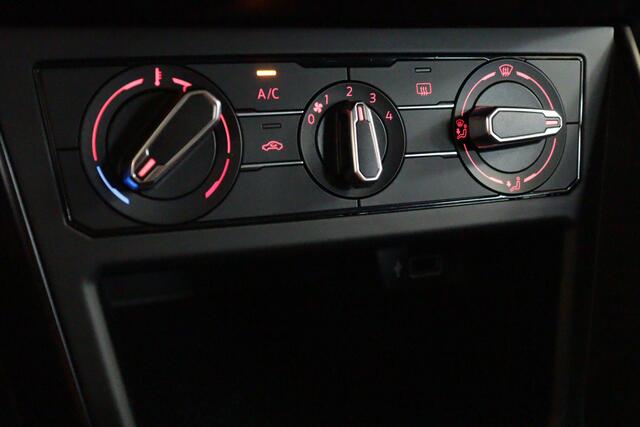 Volkswagen POLO 1.0 MPI Comfortline Business | BLUETOOTH | AIRCO | LIMITER | LMV | START / STOP |