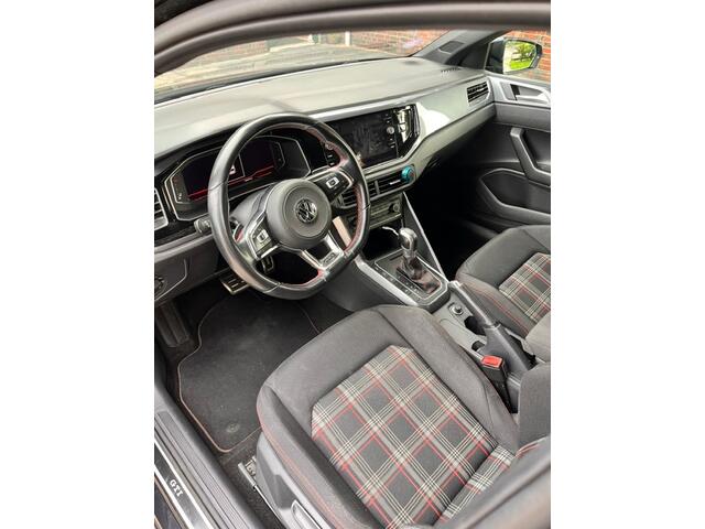 Volkswagen POLO 2.0 TSI GTI 147kw 200PK DSG Led, Virtual cockpit , Stoelverwarming , Navi , Carplay, PDC, Schakelflippers , Camera ,Adaptive cruise , etc. (Recent onderhouden , historie volledig bekend)