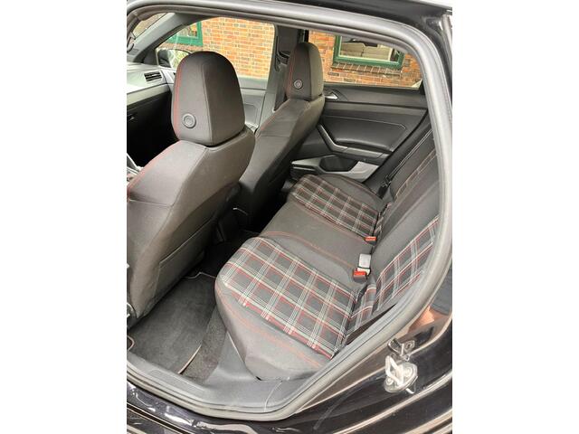 Volkswagen POLO 2.0 TSI GTI 147kw 200PK DSG Led, Virtual cockpit , Stoelverwarming , Navi , Carplay, PDC, Schakelflippers , Camera ,Adaptive cruise , etc. (Recent onderhouden , historie volledig bekend)