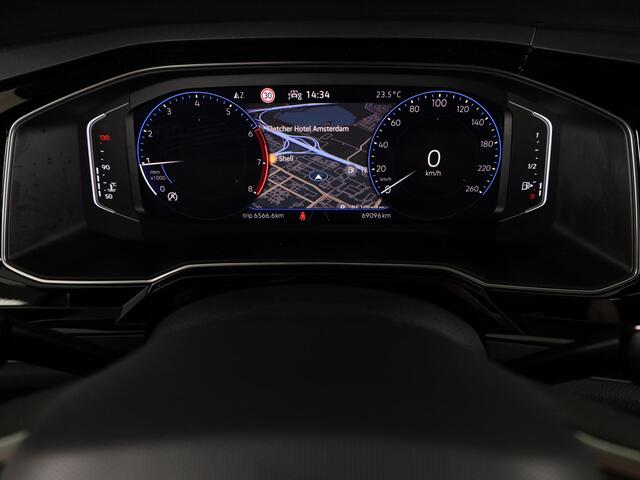 Volkswagen POLO 1.0 TSI R-Line Business 95 PK | Navigatie | Camera | Stoelverwarming | Extra getint glas