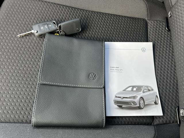 Volkswagen POLO 1.0 TSI Life Edition Automaat / Camera / Airco / PDC V+A / Navigatie via Apple CarPlay Android / Draadloos Laden / 15" LM wielen /