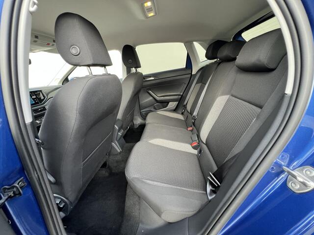 Volkswagen POLO 1.0 TSI Life Edition Automaat / Camera / Airco / PDC V+A / Navigatie via Apple CarPlay Android / Draadloos Laden / 15" LM wielen /