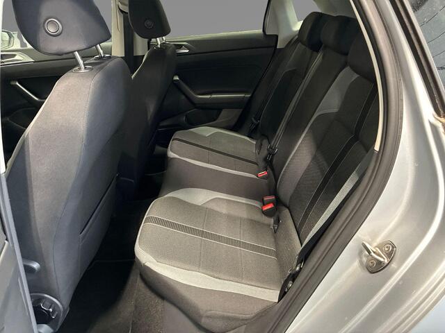 Volkswagen POLO 1.0 TSI 110pk DSG Style · Apple/Android Car Play · Matrix LED · Navigatie · Stoelverwarming · P-Sensoren · 15'' Inch ·