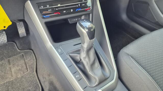 Volkswagen POLO 1.0 TSI Life, Automaat, Navigatie, NL Auto!