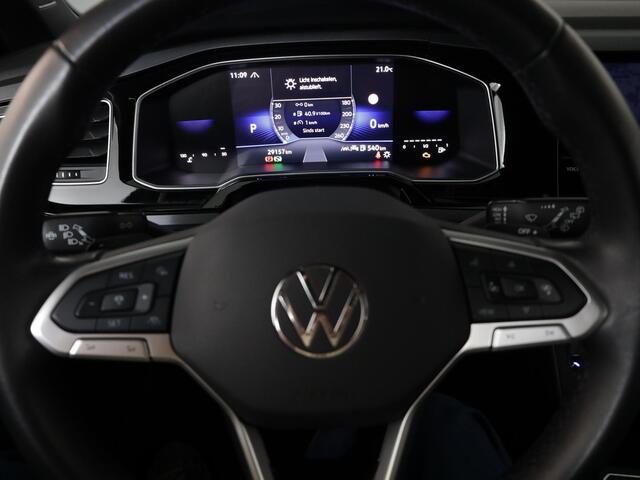 Volkswagen POLO 1.0 TSI R-Line 95 pk Automaat (DSG) | Verlengde garantie | Navigatie via App | Parkeersensoren | Achteruitrijcamera | Keyless | R-Line |