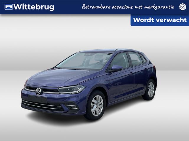 Volkswagen POLO 1.0 TSI 95PK Style / Digitale Cockpit / IQ LED / Achteruitrijcamera / Stoelverwarming / Dodehoek Sensor