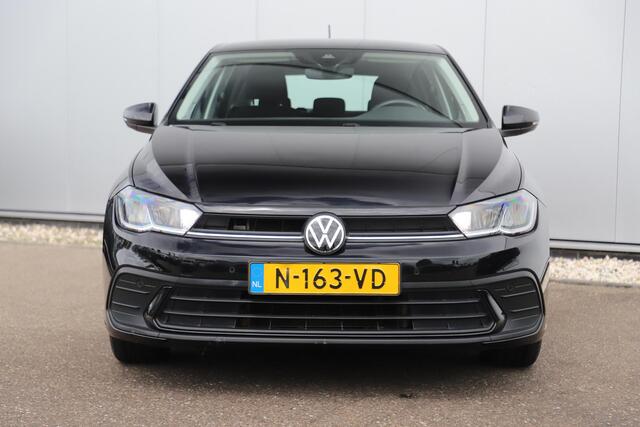 Volkswagen POLO 1.0 TSI Life Virtual 16 inch LMV Parkeersensor Carplay & Android Navigatie Adaptive Cruise Donkere Ramen