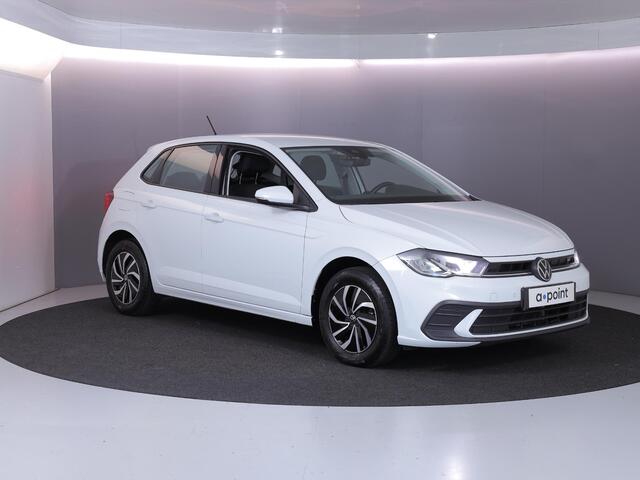 Volkswagen POLO 1.0 TSI Life 95 pk | Verlengde garantie | Navigatie via App | Parkeersensoren | Adaptieve cruise control | LED koplampen |