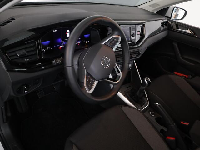 Volkswagen POLO 1.0 TSI Life 95 pk | Verlengde garantie | Navigatie via App | Parkeersensoren | Adaptieve cruise control | LED koplampen |