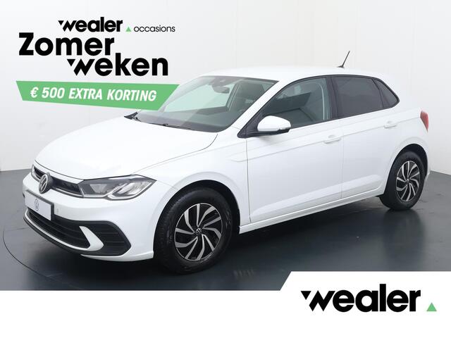 Volkswagen POLO 1.0 TSI Life | 95 PK | Adaptive Cruise Control | Navigatiesysteem | Parkeersensoren | Draadloze telefoonlader |