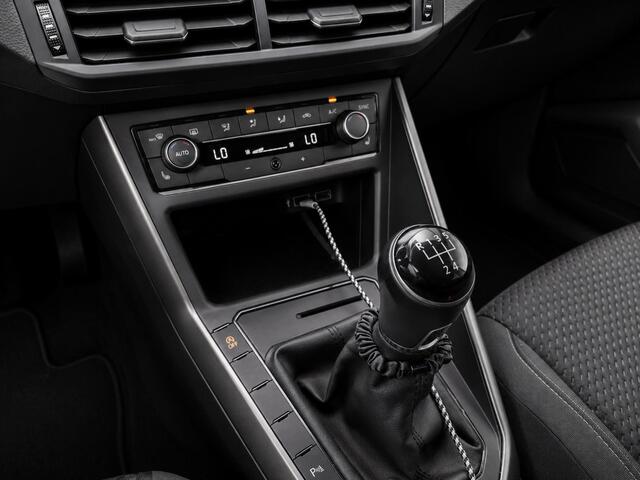Volkswagen POLO 1.0 TSI Highline Business R| Carplay|Camera|ACC|PDC|Navi|Stoelverwarming|ISOFix