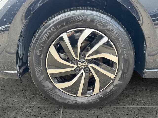 Volkswagen POLO 1.0 95pk TSI Life Edition Parkeersensoren voor en achter | Cruise Control | Automatische airconditioning 'Climatronic'