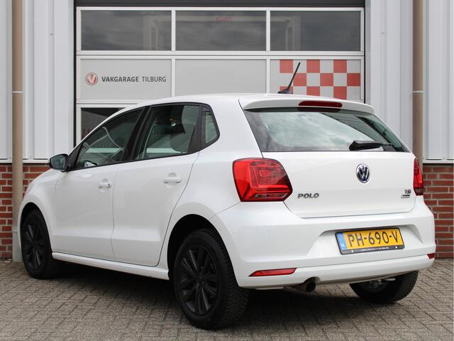 Volkswagen POLO 1.2 TSI 90PK Comfortline /NAVI/Cruise control/Carplay/Bluetooth/15'LM/Armsteun/CV/ISOFIX/NAP! 2e eig!