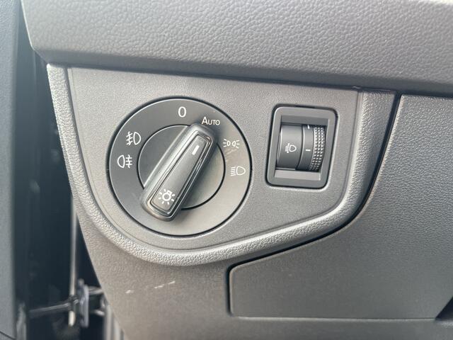Volkswagen POLO 1.0 TSI R-Line / FABRIEKSGARANTIE TM 10-2029/ 2X R-LINE/ FULL-LED/ ADAPT-CRUISE/ PARK. SENSOREN V&A/ APP-CONNECT/ NAVI/ DAB/ CLIMA/ DIGITAL DASH