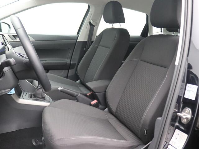 Volkswagen POLO 1.0 TSI Comfortline Business Navigatie, 16" LM Velgen, Stoelverwarming, Parkeersensoren voor en achter, Adaptieve Cruise Control, Climate Control