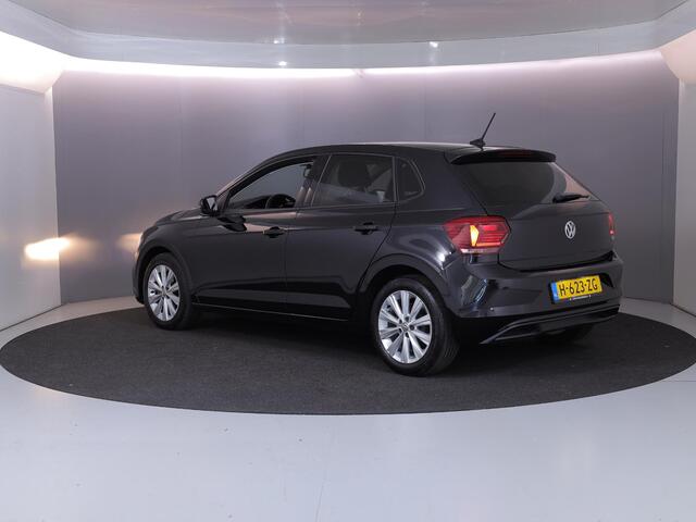 Volkswagen POLO 1.0 TSI Highline 95 pk Automaat (DSG) | Navigatie | Parkeersensoren | Apple Carplay/Android Auto | Voll. digitaal instrumentenpaneel | Autom. airco |