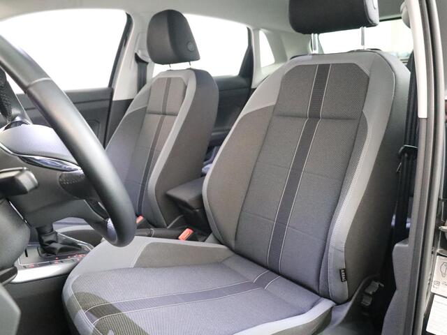 Volkswagen POLO 1.0 TSI Highline 95 pk Automaat (DSG) | Navigatie | Parkeersensoren | Apple Carplay/Android Auto | Voll. digitaal instrumentenpaneel | Autom. airco |