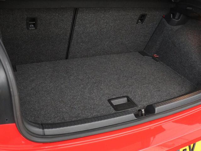 Volkswagen POLO 1.0 TSI Highline | Automaat | Camera | Virtual Cockpit | Keyless | Full LED | Climate control | Adaptive cruise | Navigatie | Side Assist | Regen-/lichtsensor | Parkeerhulp