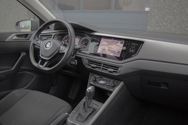 Volkswagen POLO 1.0 TSI Highline | DSG Automaat | Carplay | Climate | Navigatie | DAB | Cruise | Bluetooth | Stoelverwarming | Stuurbediening | 2 X PDC | LM Velgen | Garantie