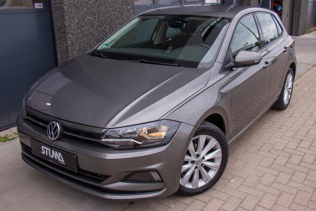 Volkswagen POLO 1.0 TSI Highline | DSG Automaat | Carplay | Climate | Navigatie | DAB | Cruise | Bluetooth | Stoelverwarming | Stuurbediening | 2 X PDC | LM Velgen | Garantie