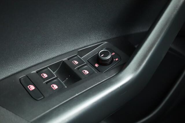 Volkswagen POLO 1.0 TSI 95PK Comfortline | Rijklaar! | Orig. NL | Adapt. Cruise | App. Connect | LED | Airco | Elek. Ramen | Bluetooth | Mistlampen | Getinte Ramen V