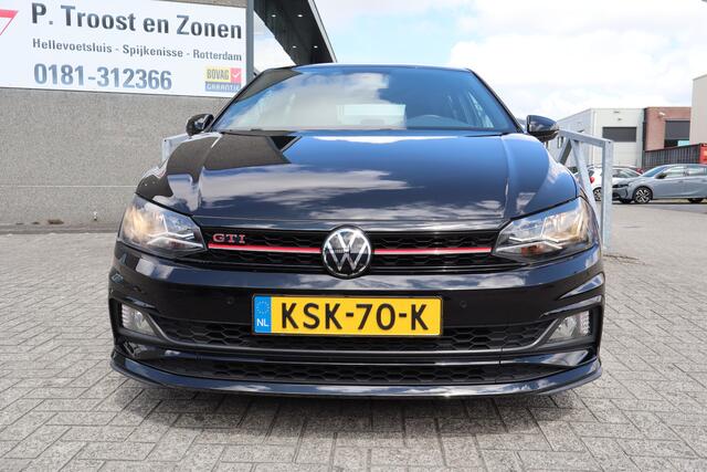 Volkswagen POLO 2.0 TSI GTI Stoelverwarming/Apple carplay/Parkeersensoren/DAB Radio/18 inch licht metaal/Airco