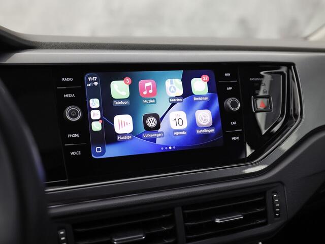 Volkswagen POLO 1.0 TSI Highline (SCHUIFDAK, APPLE CARPLAY, VITRUAL COCKPIT, ACC, LM VELGEN, CAMERA, NIEUWE APK, NIEUWSTAAT)