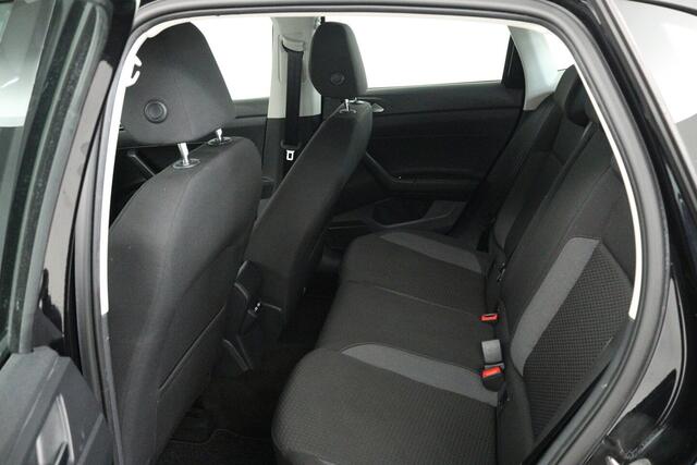 Volkswagen POLO 1.0 TSI Life (PARKEERSENSOREN, DIGITALE COCKPIT, CRUISE ADAPTIEF, CARPLAY)