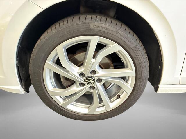 Volkswagen POLO 1.0 TSI 110pk DSG Style · Camera · Apple/Android Car Play · Navigatie · P-Sensoren · Stoelverwarming · 17'' Inch ·